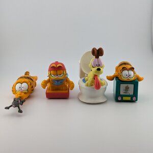 4 vintage pull-back Garfield toys